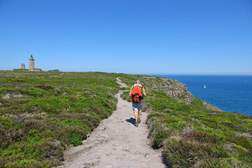 GR 34 le sentier des douaniers en Bretagne en France : de Fr&eacute;hel &agrave; Plurien (Cap Fr&eacute;hel, Sables d'Or les Pins, baie de la Fresnaye)