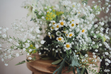 白いフラワーアレンジ