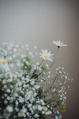 白いフラワーアレンジ