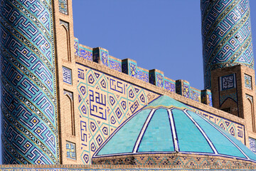 Detail of the Imam mosque (also called Shah mosque), Isfahan, Iran