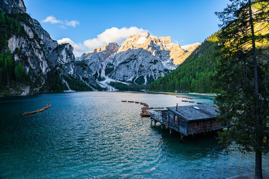 Lago di Braies - Pragser Wildsee - Dolomiten - Dolomites - Sonnenaufgang - Sunrise