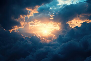 Fototapeta premium Dramatic Sunset Sky Burst