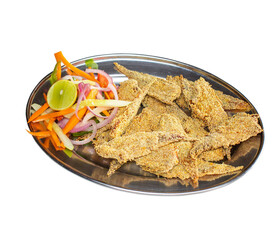 crunchy fish fry with veg salad