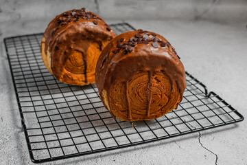Trendy puff pastry new york roll crombolini