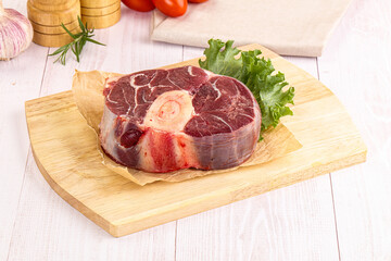 Raw beef ossobuco for roast