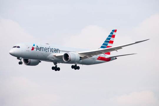 American Airlines 787 Dreamliner landing at Rio de Janeiro Gale&atilde;o Airport, November 16, 2024