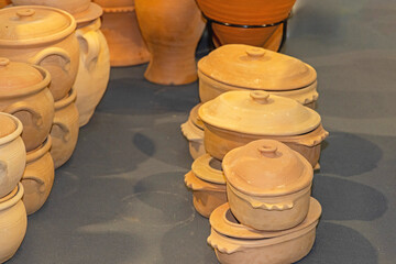 Clay Terracotta Earthenware Dutch Oven Oval Roaster With Lids