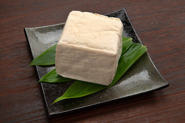 沖縄の伝統食品、島豆腐
