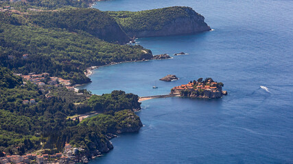 Küstenlinie mit Sveti Stefan
