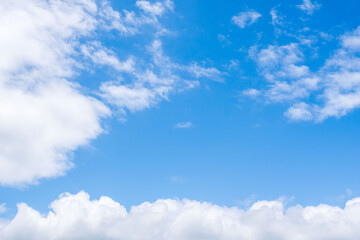雨上がりの澄んだ青空と白い雲04