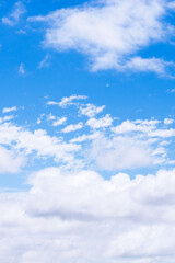 雨上がりの澄んだ青空と白い雲37