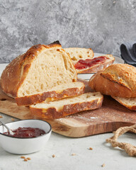 Selbstgebackenes Brot