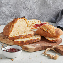 Selbstgebackenes Bro