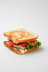 A fresh and delicious appetizer with sauce