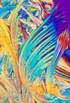 Vibrant colors of salicylic acid microcrystals in an abstract pattern