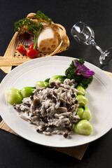 Stir-fried chicken with egg and seafood mushrooms