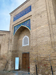 Hazrati Imam Complex an Barakhan Madrasah, complex and ensemble