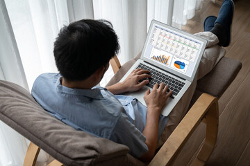 Obraz premium Business data dashboard provide business intelligence analytic for marketing strategy planning snugly with big data set to analyze customer demands and foreseeing business future