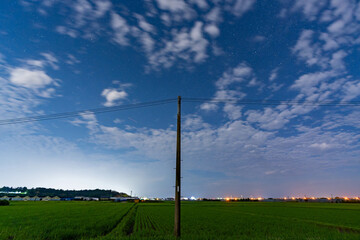 田園風景と星空