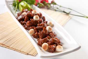 Wangzai mini steamed buns with braised beef cubes