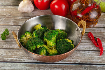 Boiled broccoli cabbage in the bowl