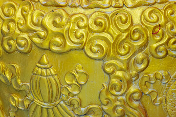 thai style golden stucco