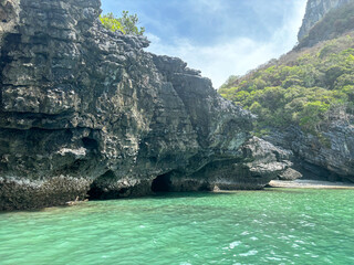 Beautiful Sea and Cliff Landscape in Ang Thong National Marine Park, Koh Samui, Gulf of Thailand
