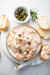 Salmon rillettes with capers