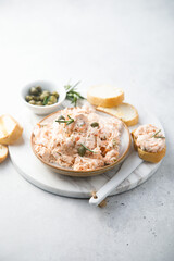 Salmon rillettes with capers