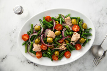 Nicoise salad with tuna and green bean