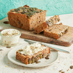 Roggen-Schrot Brot
