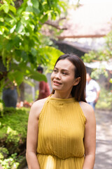 Naklejka premium Woman in the forest style Zen park