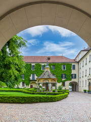 Wunderbrunnen, Abbazia di Novacella, Kloster Neustift bei Brixen, Südtirol, Italien, Europa