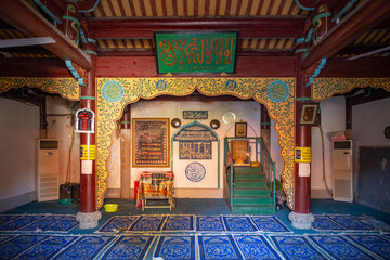 Obraz premium Mingshan Hall in Qingjing Mosque in Licheng, Quanzhou city, Fujian, China. The mosque, built in 1009, is the oldest Arabian style mosque in China and belongs to Quanzhou Song Yuan World Heritage Site.