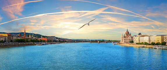 Budapest landmarks panorama, beautifil view of the Danube