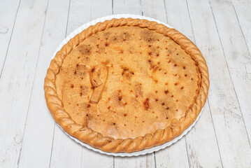  Baked empanadas are typically larger and are preferred for moist fillings