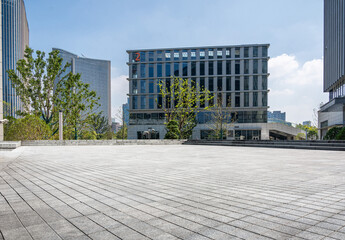 Modern Architectural Space in a Lively Urban Environment