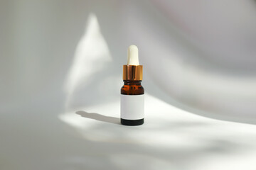 갈색 에센스 화장품 목업