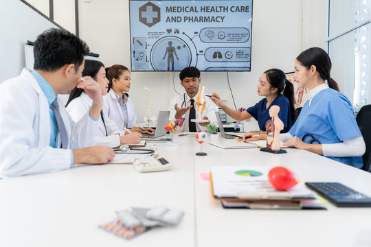 Medical Professionals Meeting Collaboration - Powered by Adobe