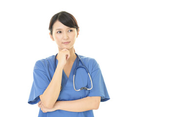 笑顔の女医