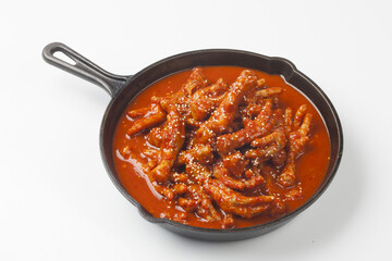  Chicken feet is a dish made with seasonings such as gochujang and red pepper powder.