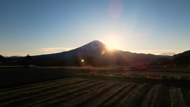4k time lapse video of Mount Fuji and sunrise