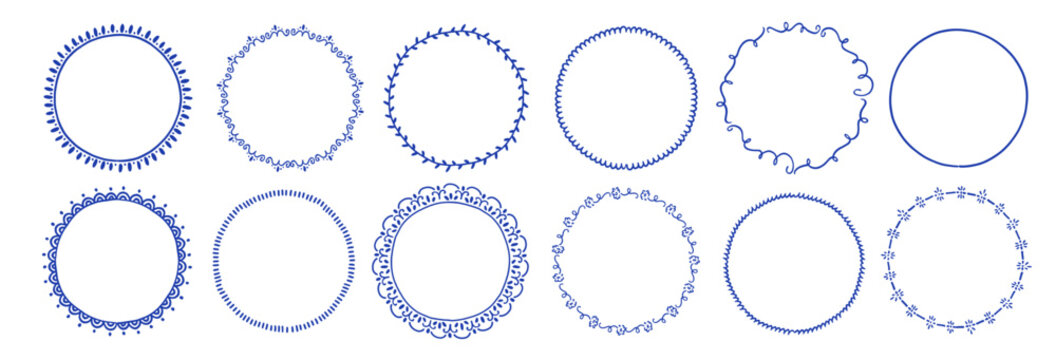 Set of line frames with wavy, curly edges. Ornaments, patterns. Doodle, cute retro borders. Design for card, invitation, cover, packaging. La dolce vita style.