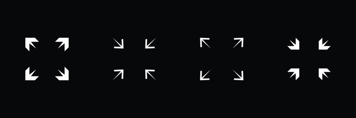 Expand icon with four arrows pointing outward