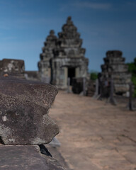 Obraz premium Ancient temples of the abandoned city of Angkor, near the city of Siem Reap, Cambodia