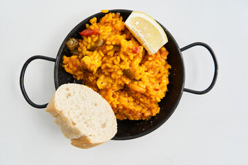 Paella de arroz