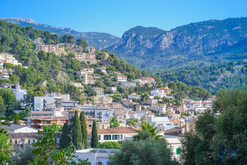 Fototapeta premium Majestic Mountain View Surrounding Port de Sóller in Mallorca