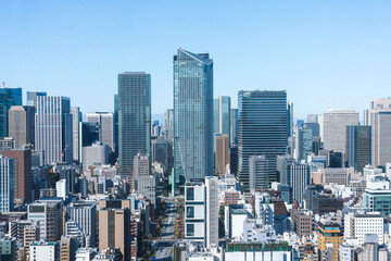 Fototapeta premium 晴天の東京都心のビル群
