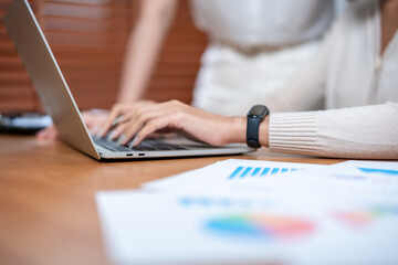 Collaborative planning in marketing is essential for effective cosmetic packaging strategies. focus on data analysis enhances decision making and drives successful outcomes