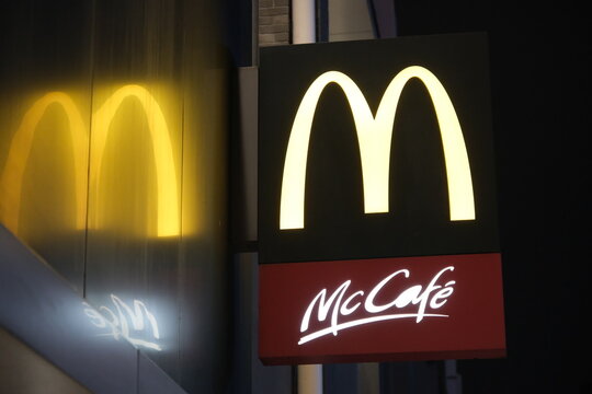マクドナルド McDonalds McCafe マックカフェ ロゴ　看板　サイン マクドナルド McDonalds McCafe マックカフェ ロゴ 看板 サイン